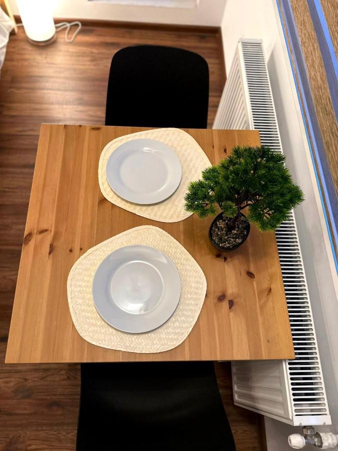 Cozy Apartment With Self Check-In Near Promenada Mall And Verdi Park Bukarest Eksteriør billede